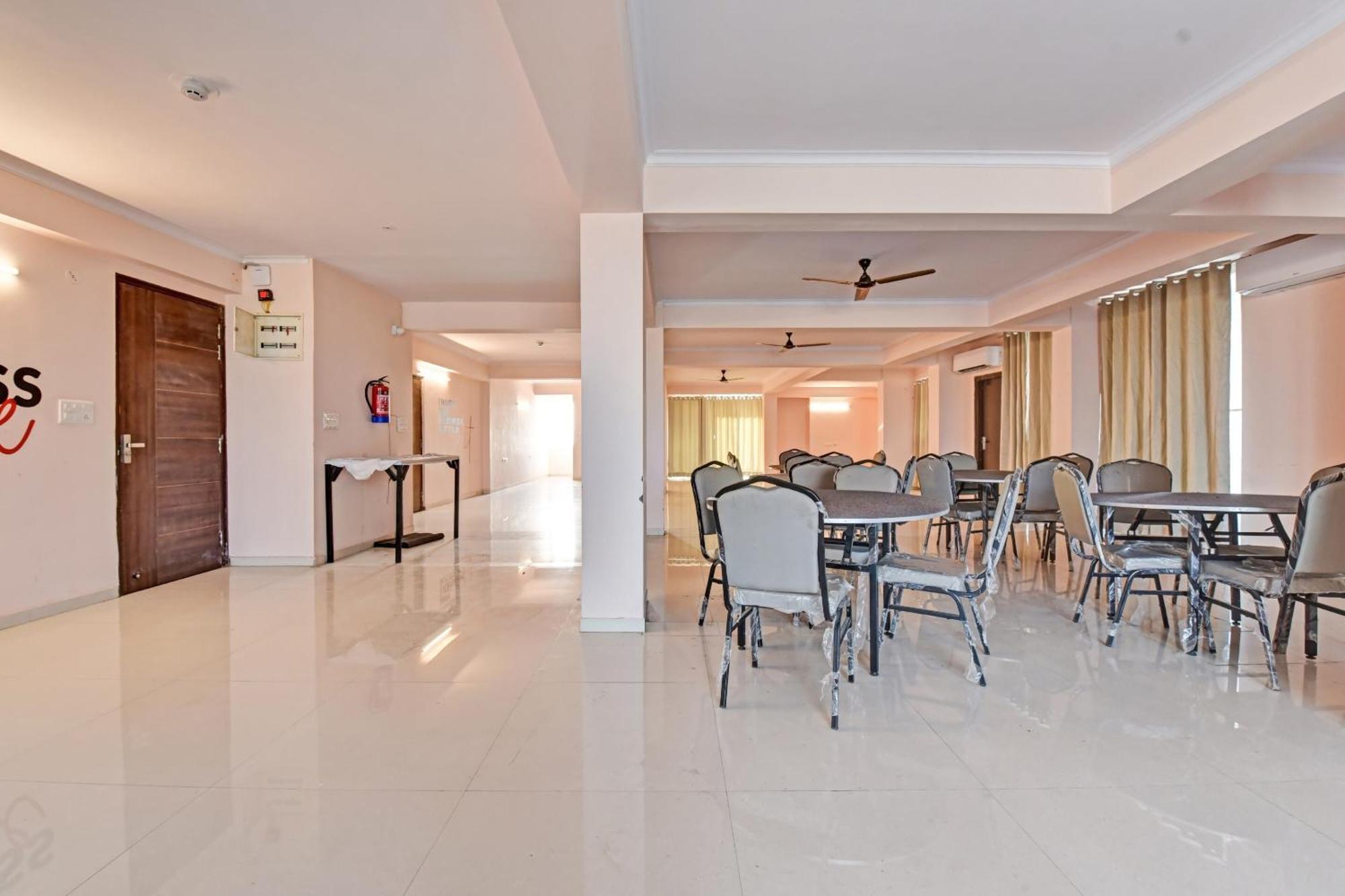 Hotel O Townhouse Divisione di Divisione di Jaipur Esterno foto