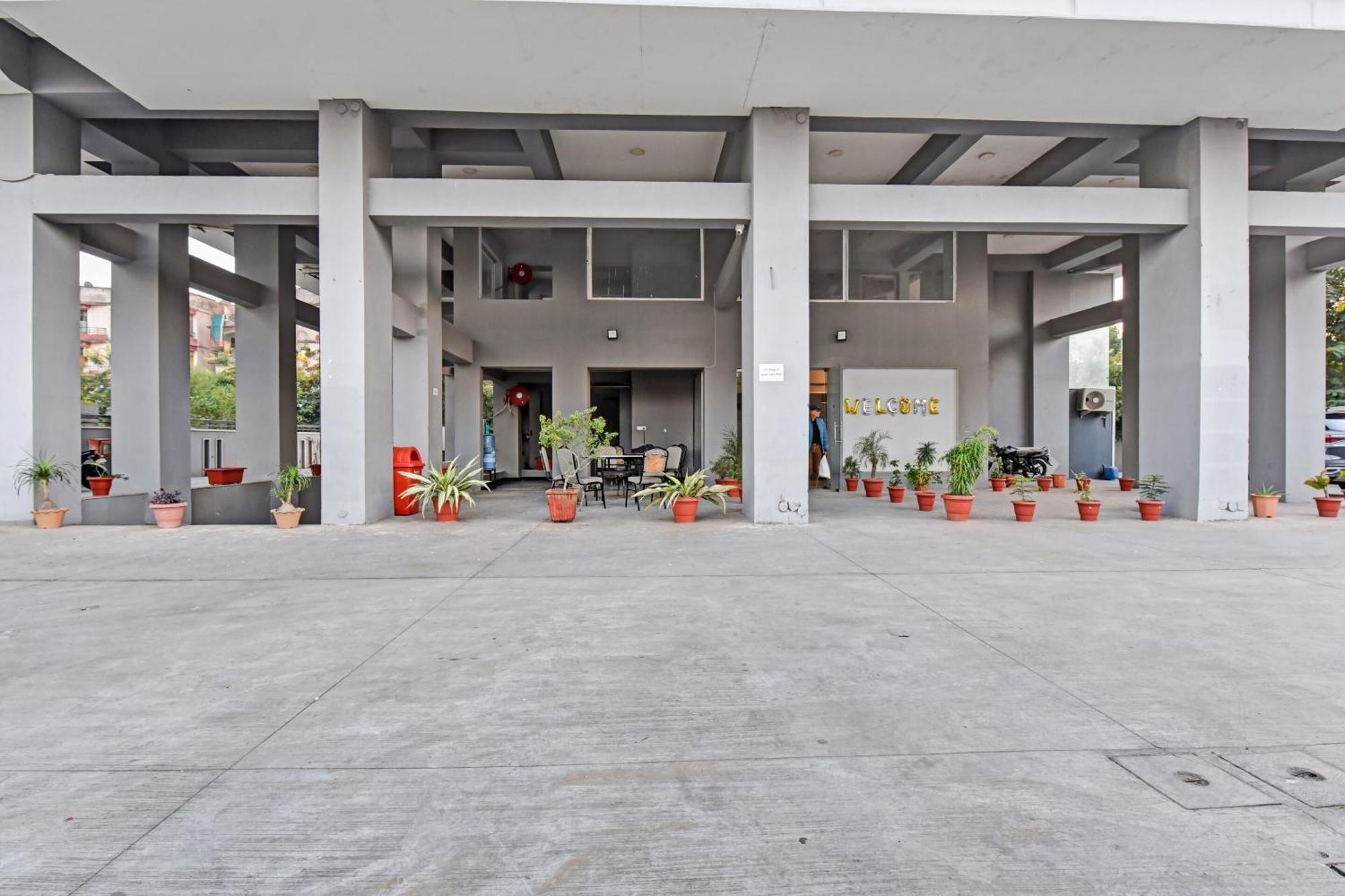 Hotel O Townhouse Divisione di Divisione di Jaipur Esterno foto